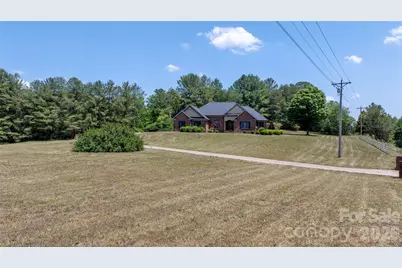 2201 Teague Town Road, Taylorsville, NC 28681 - Photo 2