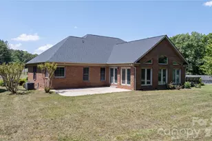 2201 Teague Town Rd, Taylorsville, NC 28681 - Photo 8