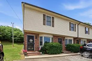 440 Stoneycreek Ln, Rock Hill, SC 29730 - Photo 2