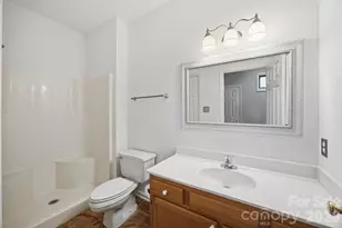 19980 Oak Leaf Cir, Cornelius, NC 28031 - Photo 6