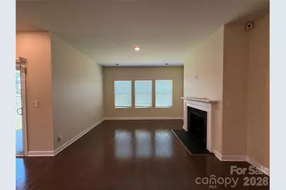 11838 Red Leaf Drive, Charlotte, NC 28215 - Photo 6