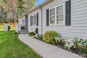 23 Holiday Dr, Arden, NC 28704 - Photo 4