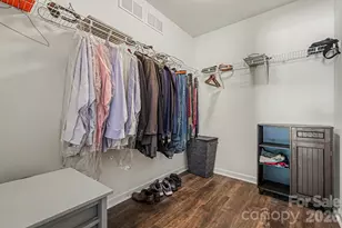 2428 Alex Ryan Dr, Charlotte, NC 28216 - Photo 16