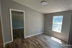 370 Walker Rd, Nebo, NC 28761 - Photo 14