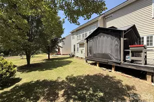 100 Drakeshire Ct, Morrisville, NC 27560 - Photo 8