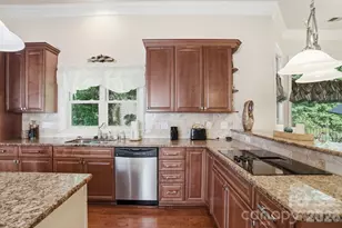11855 Churchfield Ln, Charlotte, NC 28277 - Photo 14