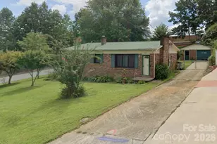 325 Swanson Dr SW, Lenoir, NC 28645 - Photo 1