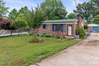 325 Swanson Drive SW, Lenoir, NC 28645 - Photo 2