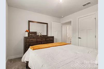 5513 Hughesdale Drive, Charlotte, NC 28215 - Photo 14