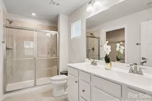 5513 Hughesdale Dr, Charlotte, NC 28215 - Photo 12