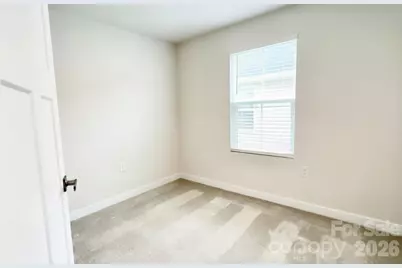 5513 Hughesdale Drive, Charlotte, NC 28215 - Photo 16