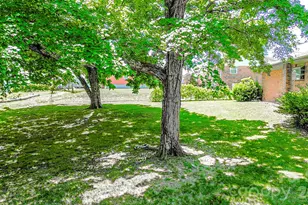 135 Hazelwood Dr, Forest City, NC 28043 - Photo 42