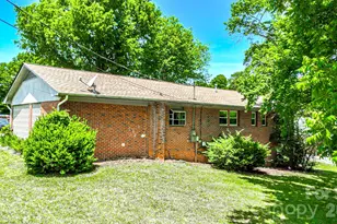 135 Hazelwood Dr, Forest City, NC 28043 - Photo 38