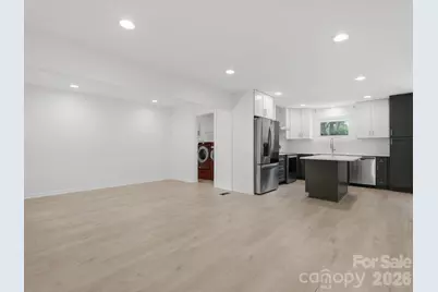 3633 Rosehaven Drive, Charlotte, NC 28205 - Photo 12