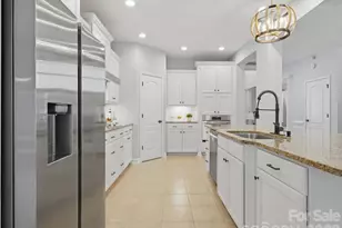 5017 Hedgebrook Ln, Waxhaw, NC 28173 - Photo 16