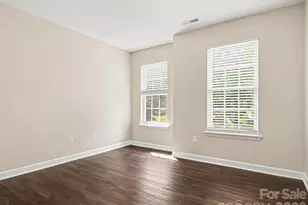 12102 Hampton Pl Dr, Charlotte, NC 28269 - Photo 6