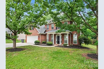 12102 Hampton Place Drive, Charlotte, NC 28269 - Photo 2