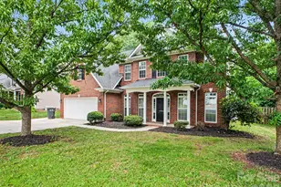 12102 Hampton Pl Dr, Charlotte, NC 28269 - Photo 2