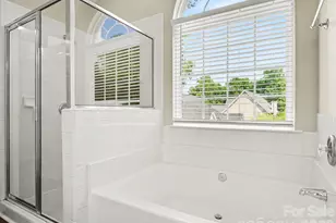 12102 Hampton Pl Dr, Charlotte, NC 28269 - Photo 26