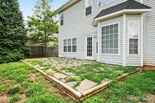 12102 Hampton Pl Dr, Charlotte, NC 28269 - Photo 32