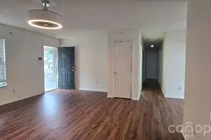5751 Justins Forest Dr, Charlotte, NC 28212 - Photo 2