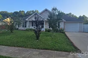 5751 Justins Forest Dr, Charlotte, NC 28212 - Photo 2
