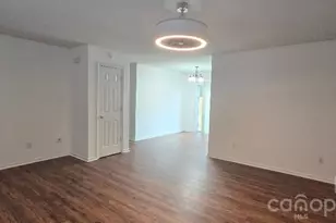 5751 Justins Forest Dr, Charlotte, NC 28212 - Photo 8