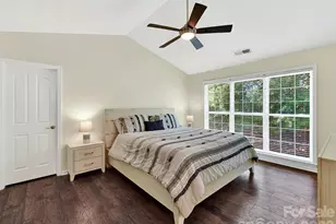 620 Meadow Lake Dr, Matthews, NC 28105 - Photo 22