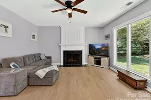 620 Meadow Lake Dr, Matthews, NC 28105 - Photo 12
