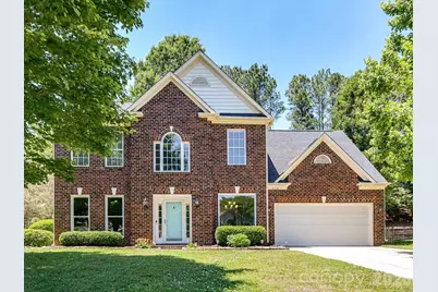 620 Meadow Lake Drive, Matthews, NC 28105 - Photo 2