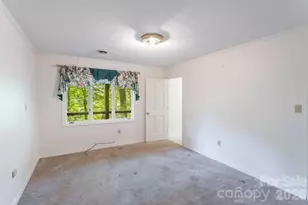 1126 Scenic Cir, Waynesville, NC 28786 - Photo 20