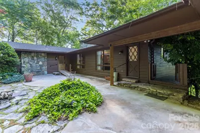1126 Scenic Circle, Waynesville, NC 28786 - Photo 2