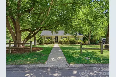1534 Edgewater Drive, Charlotte, NC 28210 - Photo 2