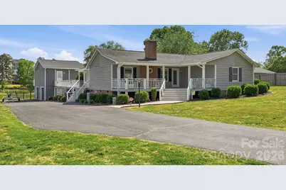 139 Perrin Drive, Mooresville, NC 28117 - Photo 6