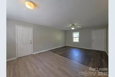 405 S Pinchback Avenue, Bessemer City, NC 28016 - Photo 2