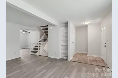 9416 Lexington Circle, Charlotte, NC 28213 - Photo 8