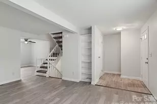 9416 Lexington Cir, Charlotte, NC 28213 - Photo 8