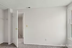 9416 Lexington Cir, Charlotte, NC 28213 - Photo 20
