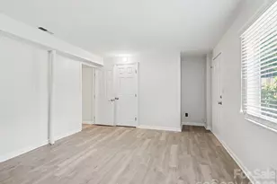 9416 Lexington Cir, Charlotte, NC 28213 - Photo 26