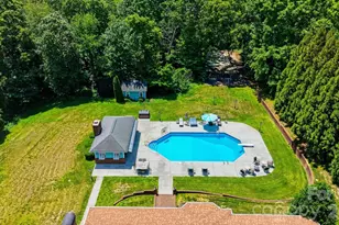 1013 14th Ave Dr NW, Hickory, NC 28601 - Photo 42