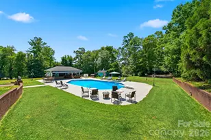 1013 14th Ave Dr NW, Hickory, NC 28601 - Photo 38
