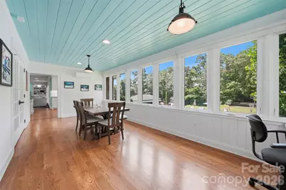 1013 14th Avenue Drive NW, Hickory, NC 28601 - Photo 14