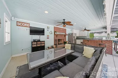 1013 14th Avenue Drive NW, Hickory, NC 28601 - Photo 40