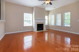 2721 Grain Mill Ln, Charlotte, NC 28214 - Photo 4