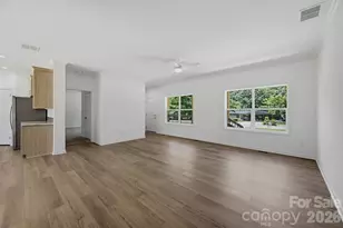 111 Sarah Ave, Newton, NC 28658 - Photo 8