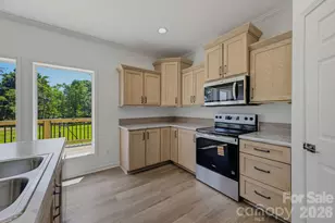 111 Sarah Ave, Newton, NC 28658 - Photo 16