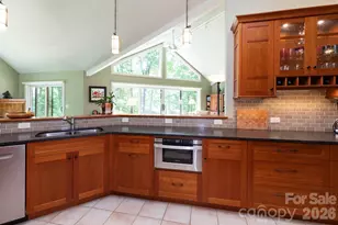 29 Gardner Ln, Asheville, NC 28803 - Photo 10