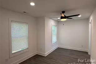 1139 Clanton Rd, Charlotte, NC 28217 - Photo 10