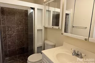 6341 Round Hill Rd, Charlotte, NC 28211 - Photo 12