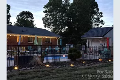 403 W Old Post Road, Cherryville, NC 28021 - Photo 2